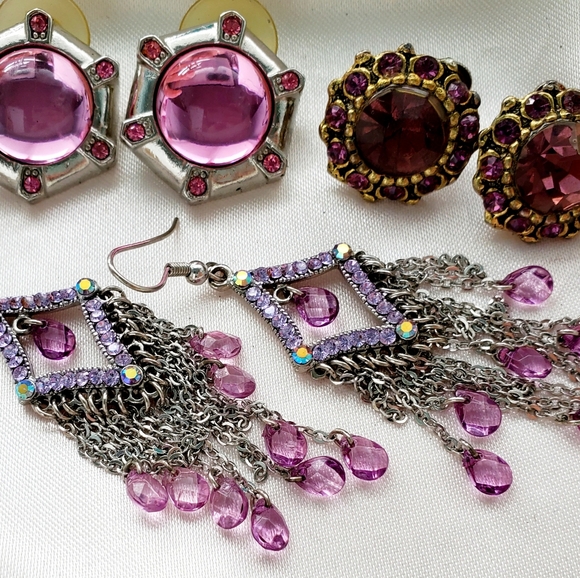 Purple ( Pink) Vintage Earrings Lot ~ Vintage Jewelry - Picture 1 of 9